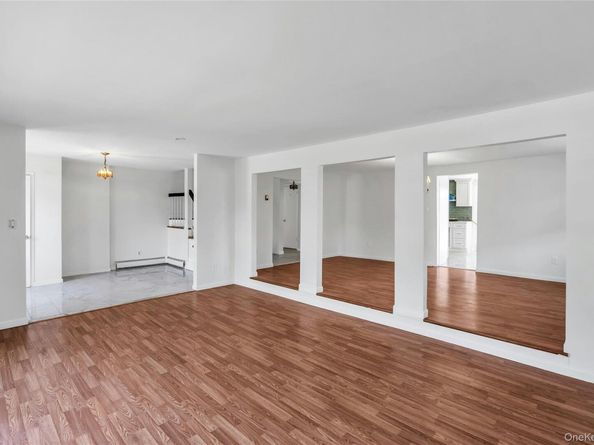 44 Apple Tree Drive, Hauppauge NY 11788
