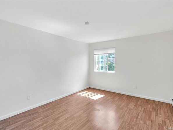 44 Apple Tree Drive, Hauppauge NY 11788