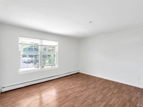 44 Apple Tree Drive, Hauppauge NY 11788