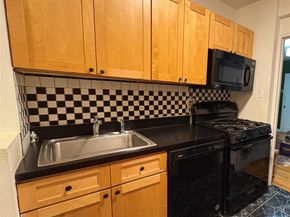 2090 Barnes Avenue 4D, Bronx NY 10462