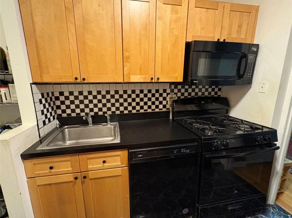 2090 Barnes Avenue 4D, Bronx NY 10462