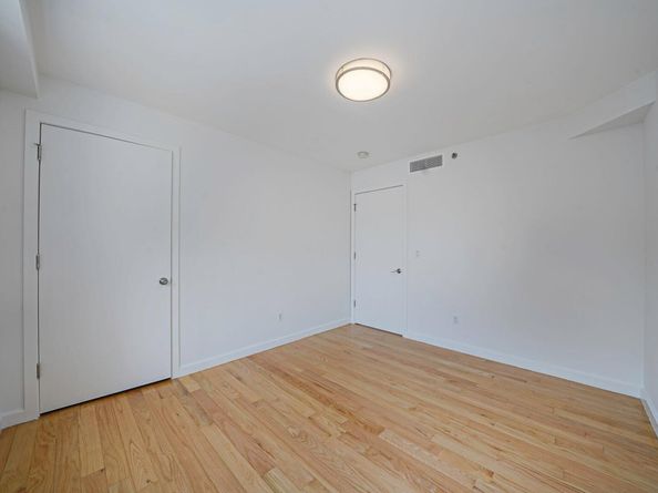 15815 Union Turnpike 2B, Fresh Meadows NY 11366
