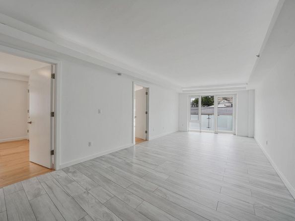15815 Union Turnpike 2B, Fresh Meadows NY 11366