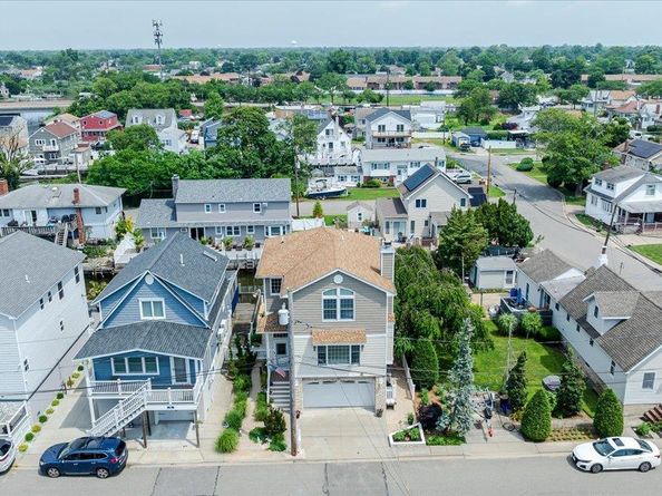 23 Arthur Street, Baldwin NY 11510