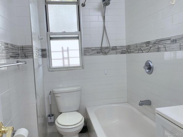 141-35 79th Avenue 3M, Flushing NY 11367