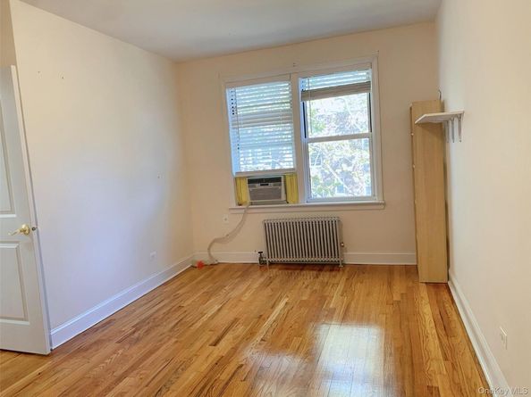 141-35 79th Avenue 3M, Flushing NY 11367