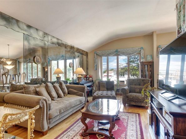 15916 92nd Street, Howard Beach NY 11414