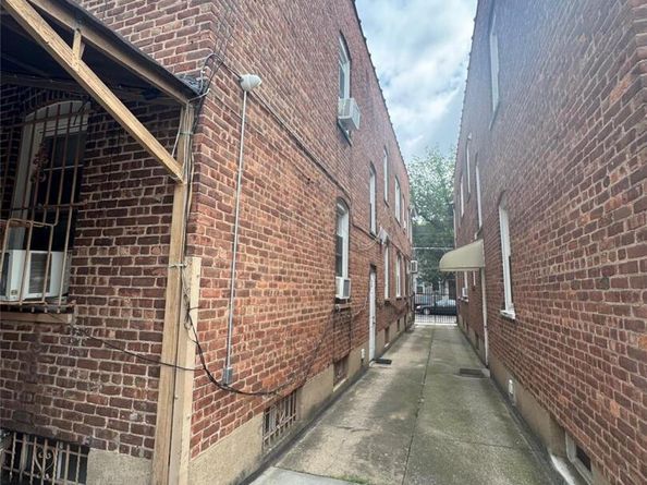 88-16 85th Street, Woodhaven NY 11421