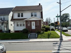 8456 164th Street, Jamaica Estates NY 11432