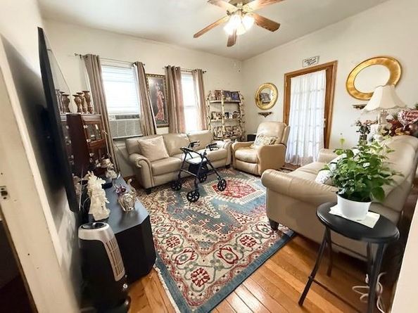 8456 164th Street, Jamaica Estates NY 11432