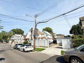 8456 164th Street, Jamaica Estates NY 11432