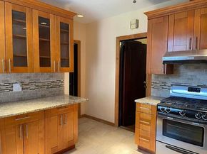 2564 Paulding Avenue, Bronx NY 10469