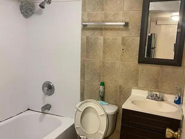 2564 Paulding Avenue, Bronx NY 10469