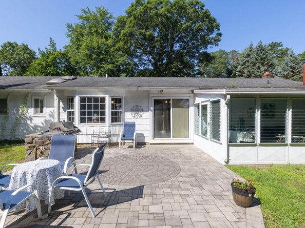 43 Fox Lane, Shoreham NY 11786