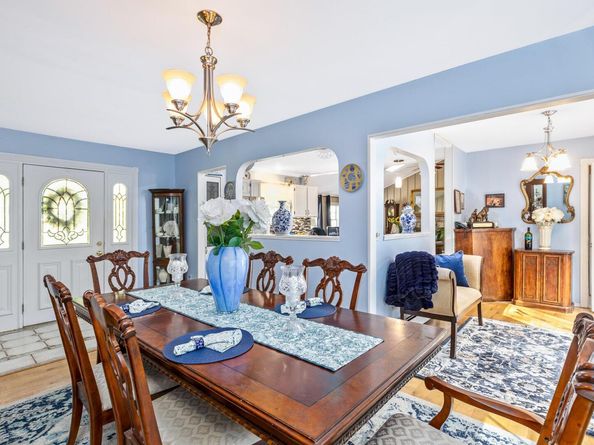 43 Fox Lane, Shoreham NY 11786