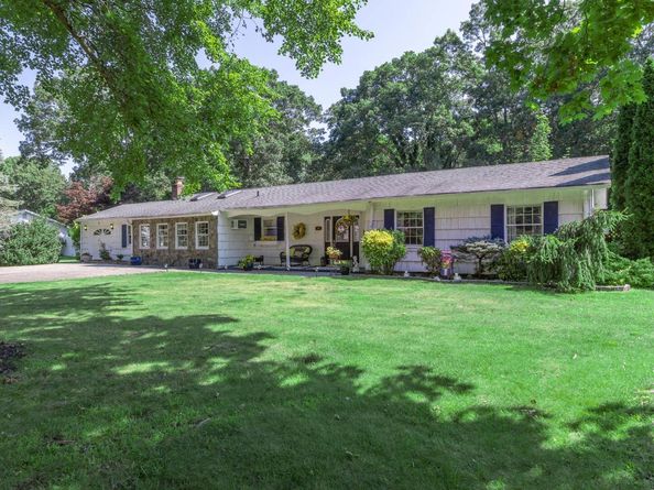 43 Fox Lane, Shoreham NY 11786