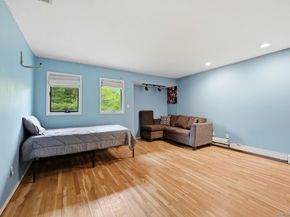 31 Sherwood Gate, Oyster Bay NY 11771
