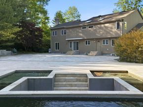 31 Sherwood Gate, Oyster Bay NY 11771