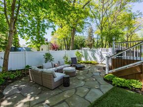 8 Loretta Court, Coram NY 11727