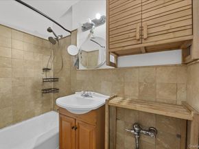 3176 Decatur Avenue 3A, Bronx NY 10467