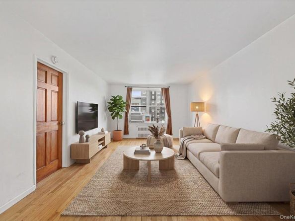 3176 Decatur Avenue 3A, Bronx NY 10467