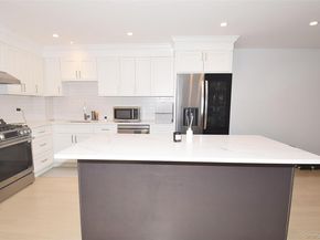208-08 Robert Road 191M, Bayside NY 11360