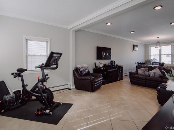 2315 FISH Avenue, Bronx NY 10469