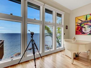 35 Sunview Drive, Glen Cove NY 11542