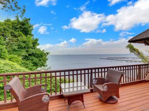 35 Sunview Drive, Glen Cove NY 11542