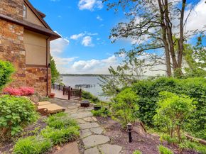 35 Sunview Drive, Glen Cove NY 11542