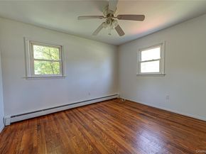 6200 New Suffolk Avenue, Mattituck NY 11952