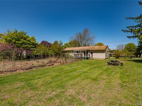 6200 New Suffolk Avenue, Mattituck NY 11952