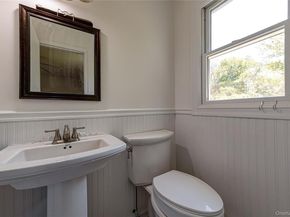 6200 New Suffolk Avenue, Mattituck NY 11952
