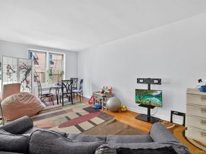 2105 Wallace Avenue 2A, Bronx NY 10462