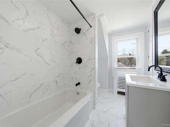 749 E Main Street, Kings Park NY 11754
