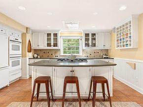 910 New Suffolk Avenue, Mattituck NY 11952