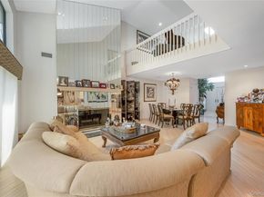 71 Eagle Chase, Woodbury NY 11797
