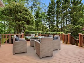 41 Evergreen Circle, Manhasset NY 11030