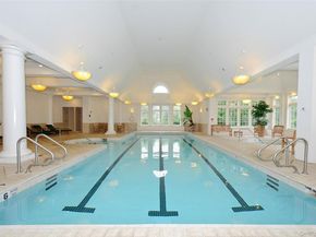 41 Evergreen Circle, Manhasset NY 11030