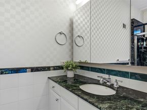 41 Evergreen Circle, Manhasset NY 11030