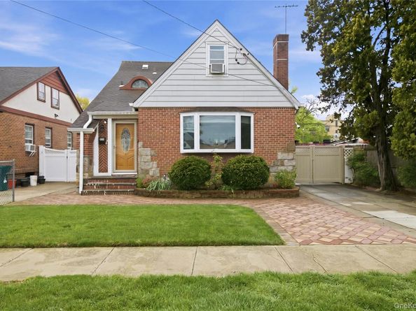969 Gabriel Avenue, Franklin Square NY 11010