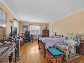 84-16 Charlecote Ridge, Jamaica Estates NY 11432