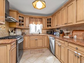 124 Stella Court, Lynbrook NY 11563