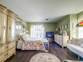 168-03 Powells Cove Boulevard 13, Beechhurst NY 11357