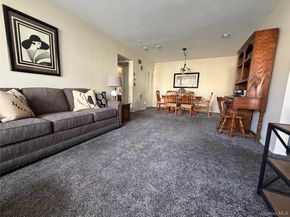 141 Cambridge Drive E 141, Copiague NY 11726