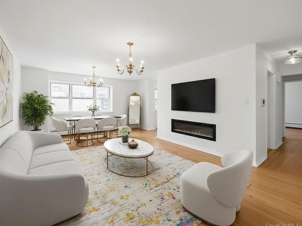 99-10 60th Avenue 5D, Corona NY 11368