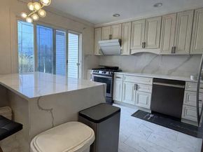 126 Radcliffe Road, Plainview NY 11803