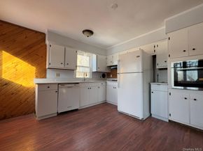 1 Linden Place, Mastic Beach NY 11951
