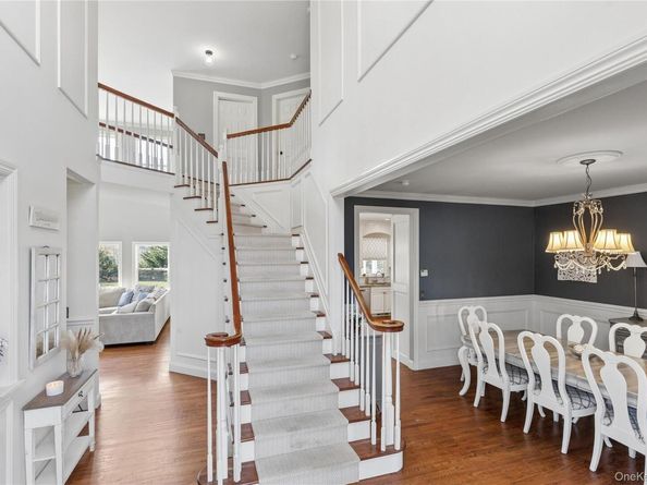 51 Savanna Circle, Mount Sinai NY 11766