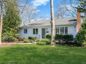 223 Connetquot Road, Bayport NY 11705